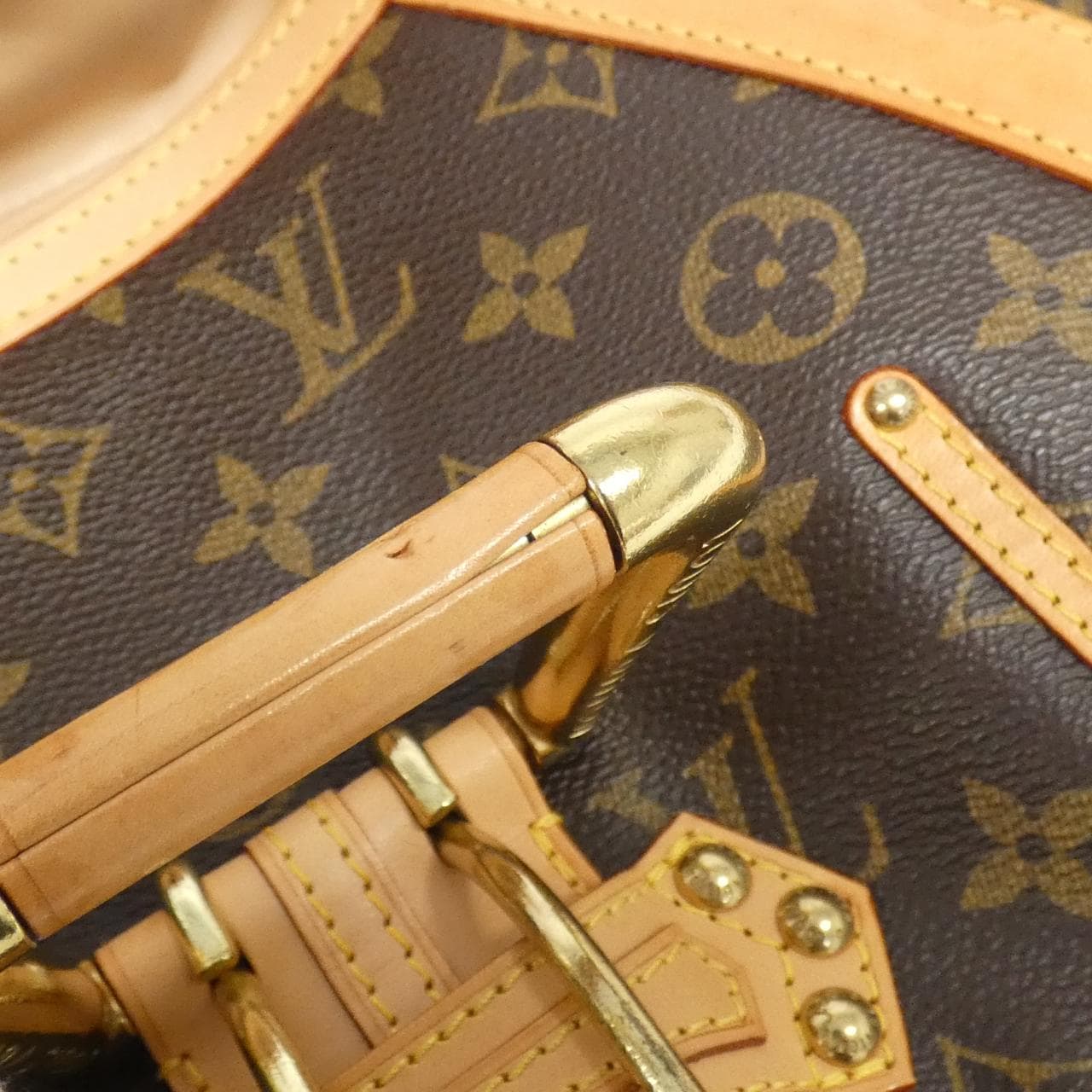 LOUIS VUITTON Monogram Leonor M92394 单肩包