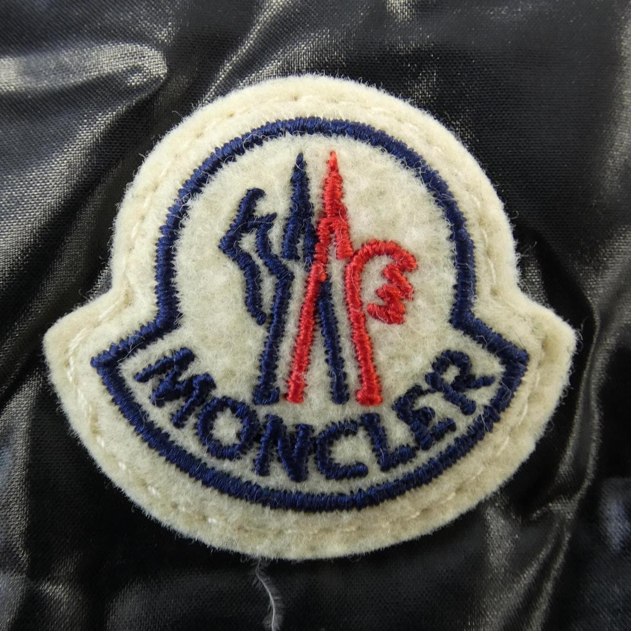 MONCLER蒙克勒羽绒服