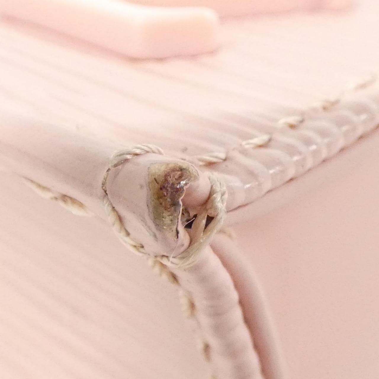 ルイヴィトン エピ プティット サック プラ M69575 ショルダーバッグ