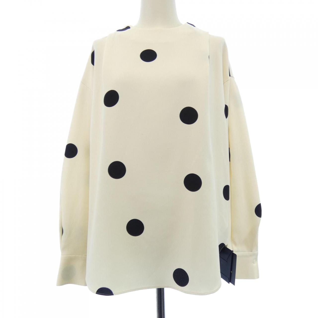 マルティニーク martinique トップス