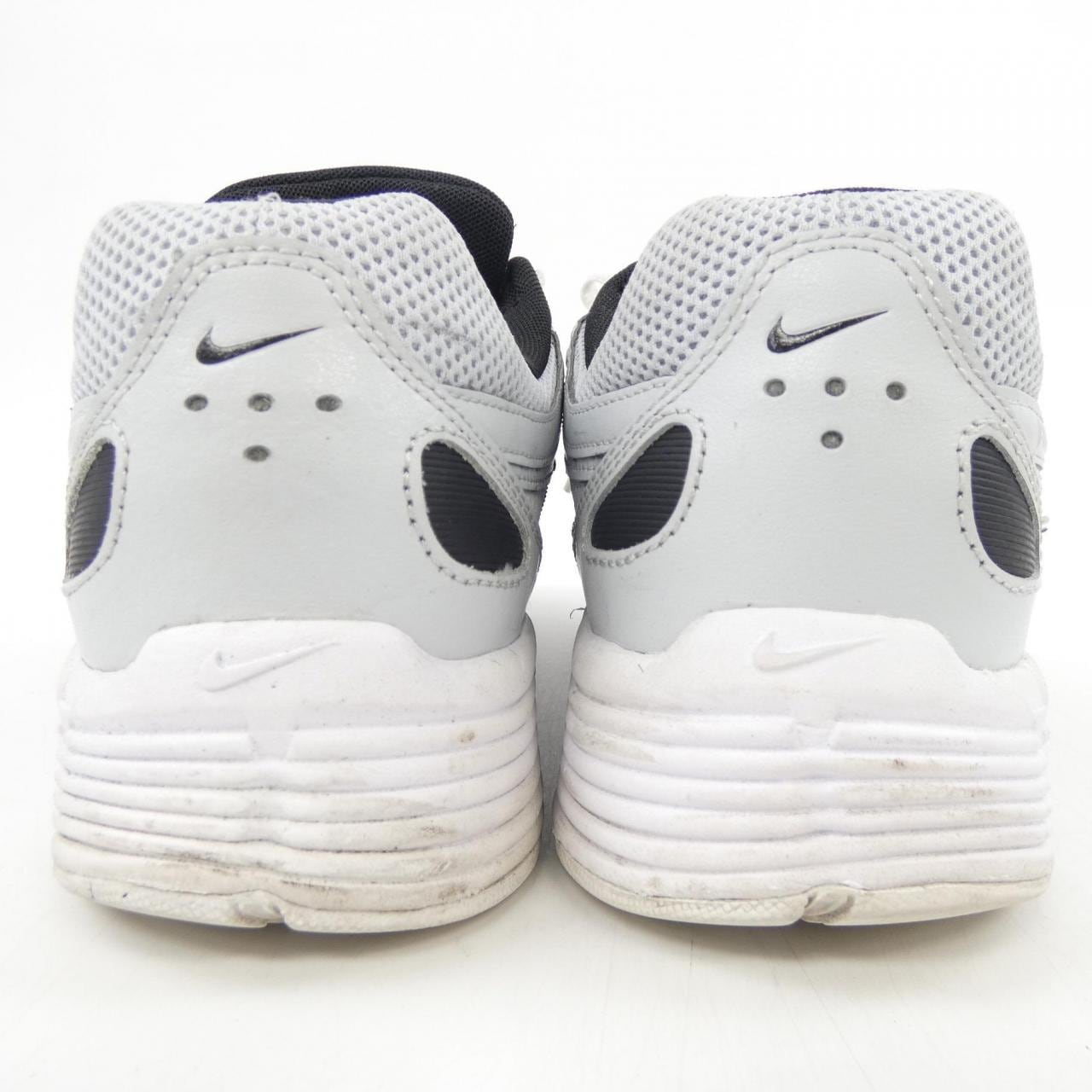 Nike CD6404-006 sneakers