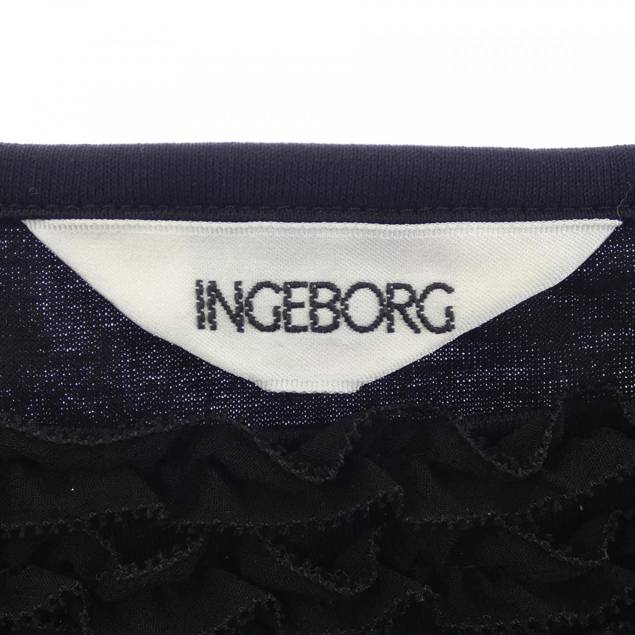 インゲボルグ INGEBORG P023QUAL07D トップス