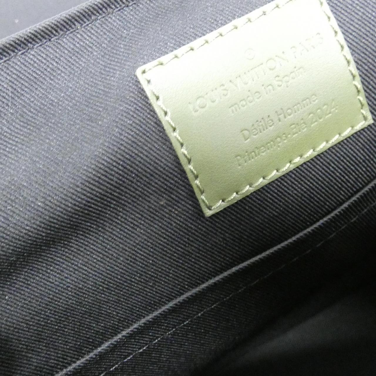 ルイヴィトン ダモフラージュ LVトレイル メッセンジャー M24449 ショルダーバッグ