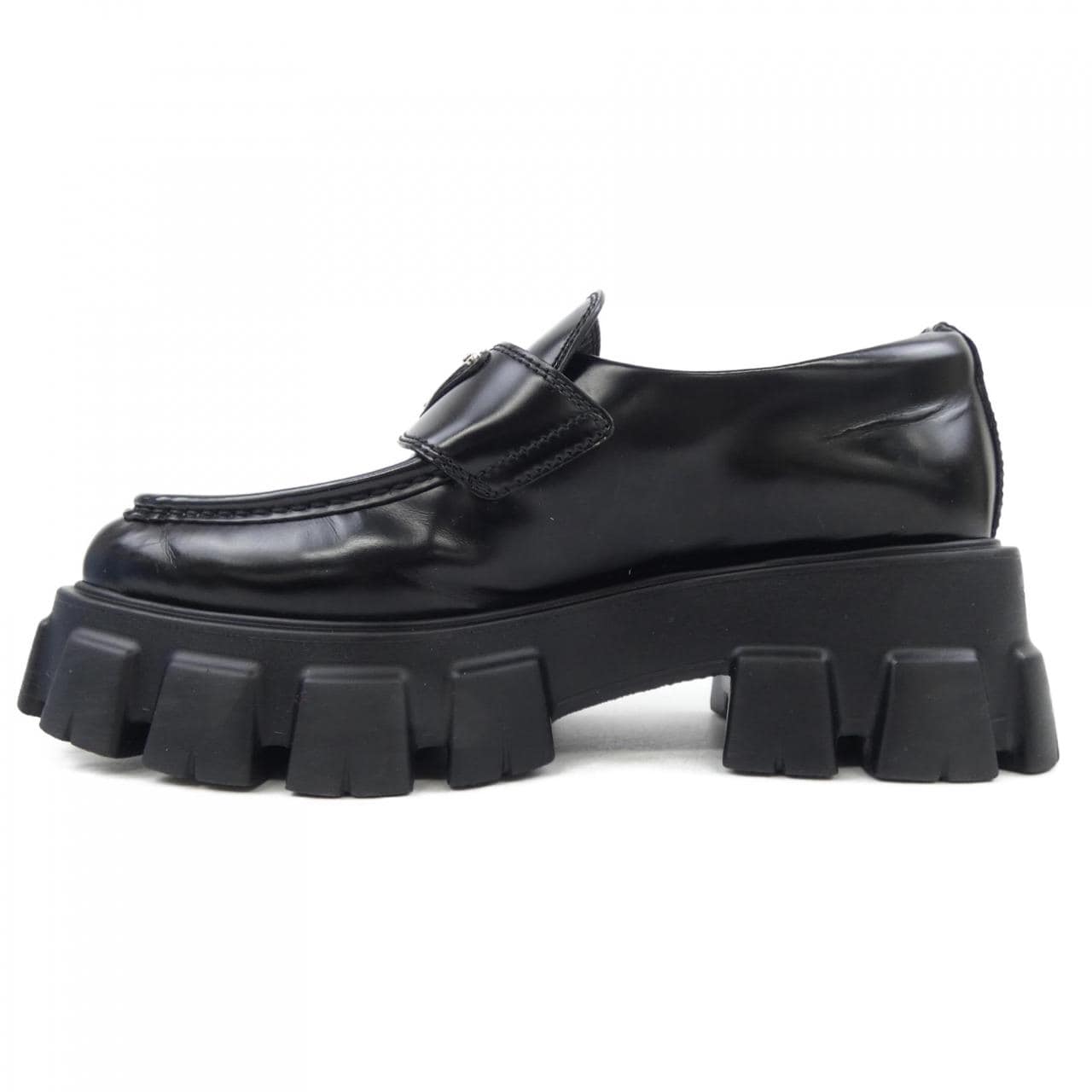 プラダ PRADA モノリス ローファー トライアングルロゴ 1D663M シューズ