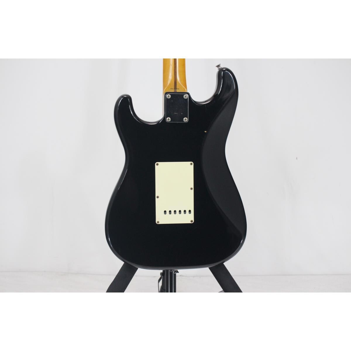 FENDER JAPAN ST54-53