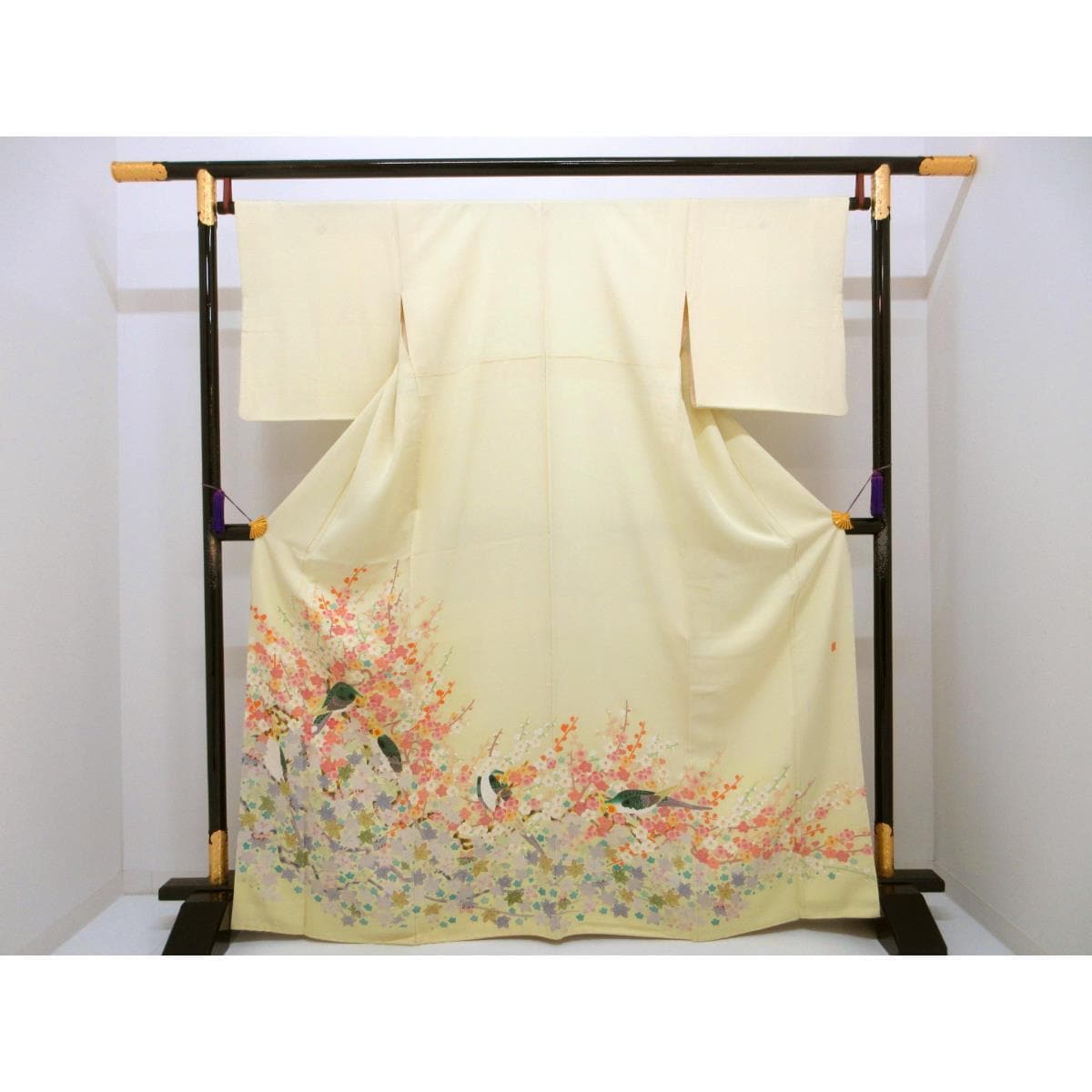 色留袖　【本加賀友禅】百貫華峰　四ッ目菱