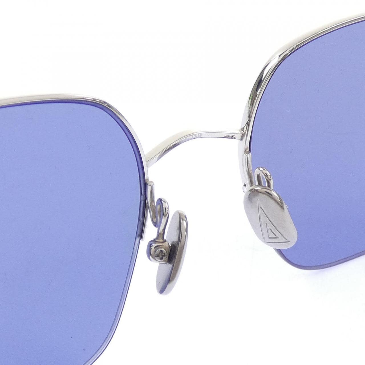 イッセイミヤケ ISSEY MIYAKE 金子眼鏡　SQUARE V SUNGLASSES