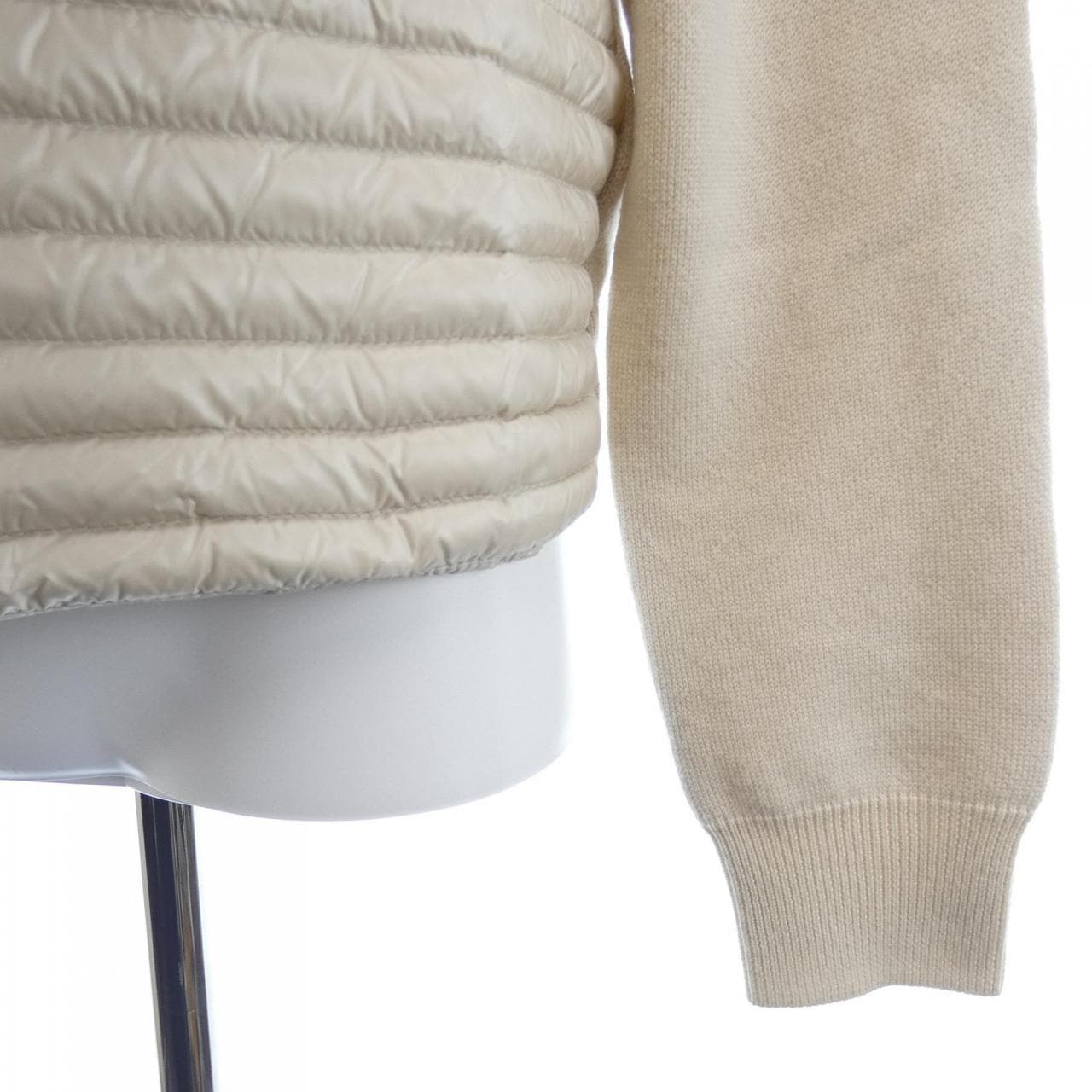 モンクレール MONCLER 10939B00006 ダウンジャケット