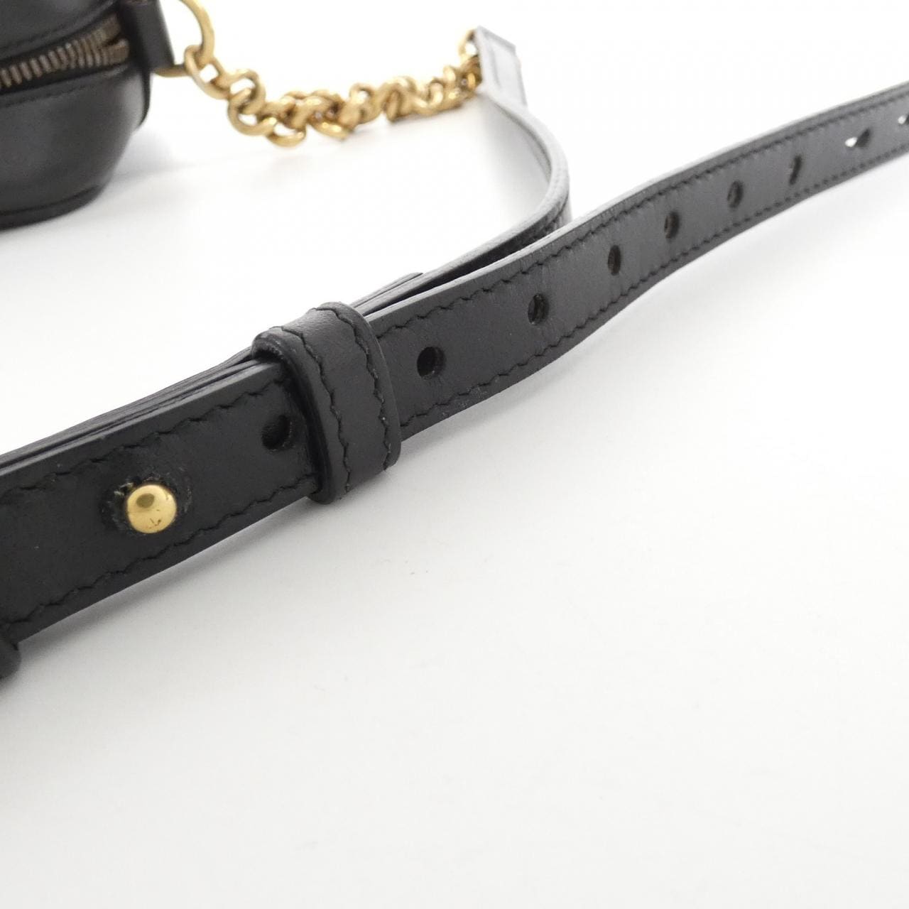 Gucci GG Marmont 447632 DTD1T肩背包
