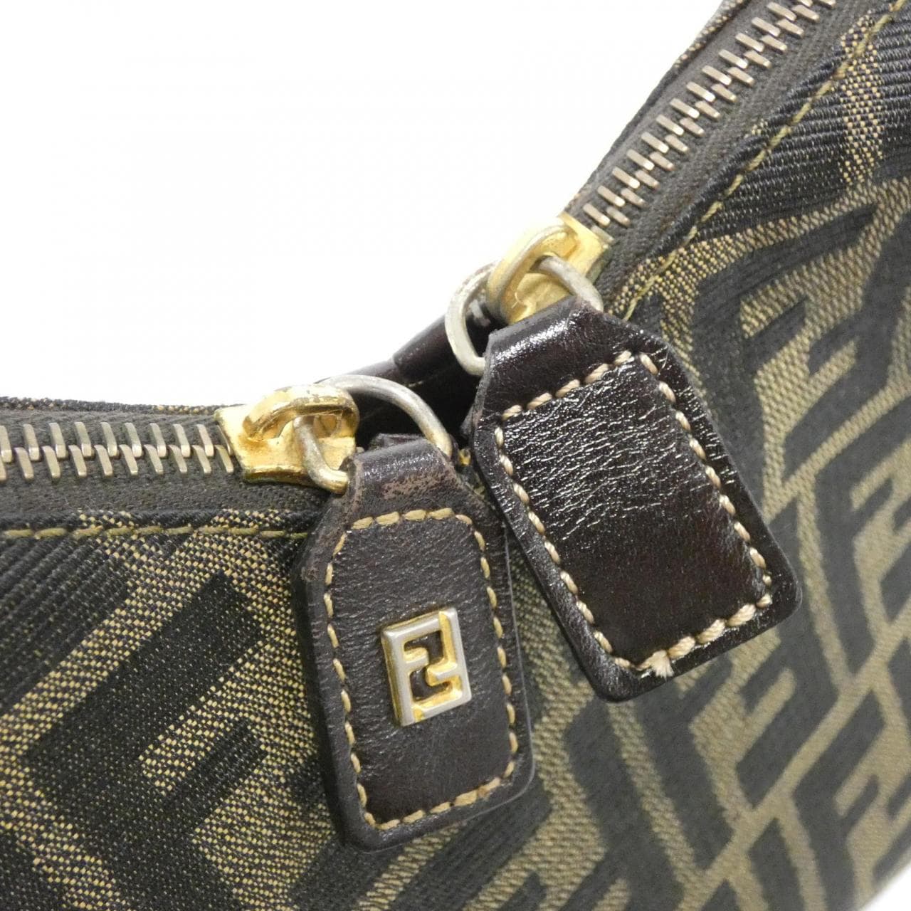 【ヴィンテージ】フェンディ ショルダーバッグ