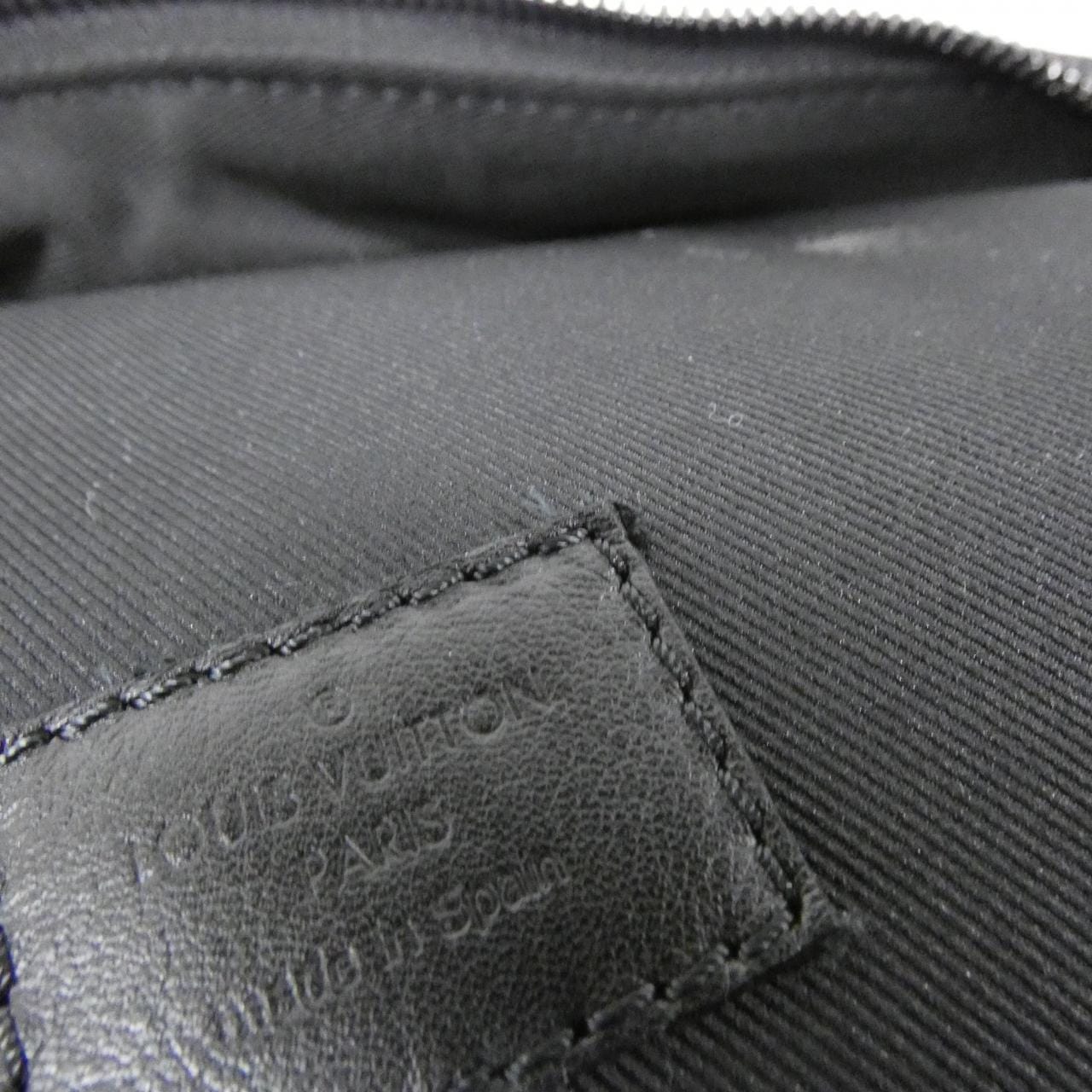 ルイヴィトン モノグラム シャドウ レーサー スリングバッグ M46107 ショルダーバッグ