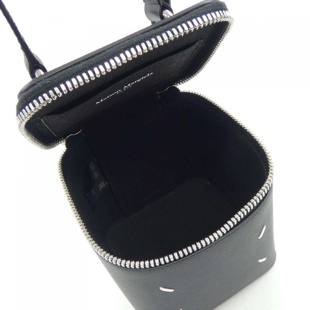 マルタンマルジェラ MARTIN MARGIELA 4ステッチ キューブバック SA2VL0012 BAG