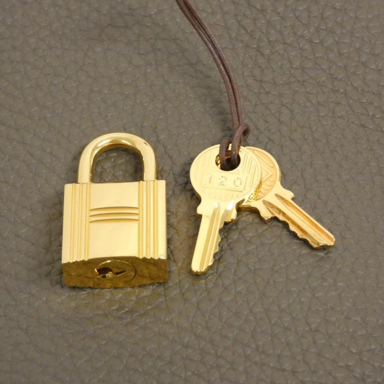 エルメス ピコタン ロック PM 056289CC バッグ