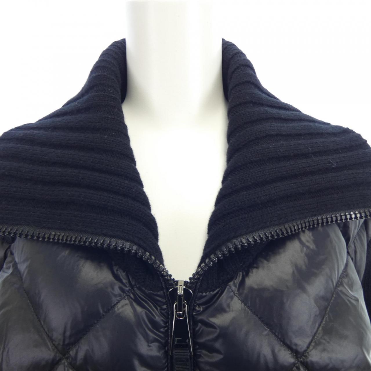 モンクレール MONCLER ダウンジャケット