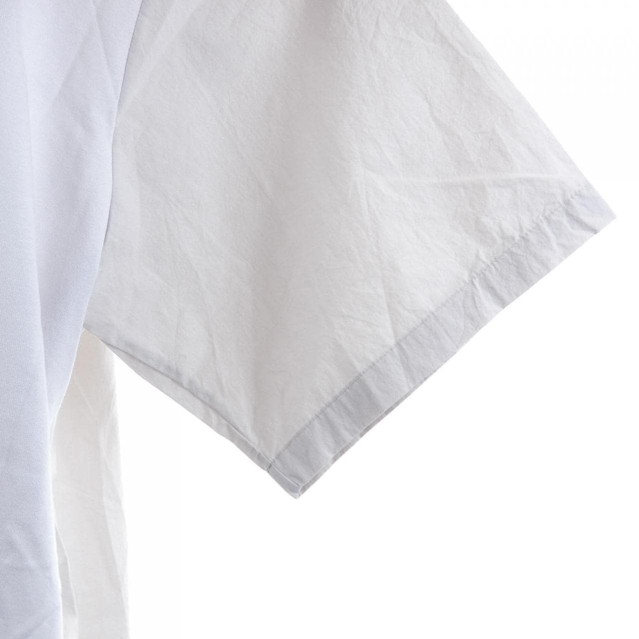 トゥモローランド TOMORROW LAND Tシャツ