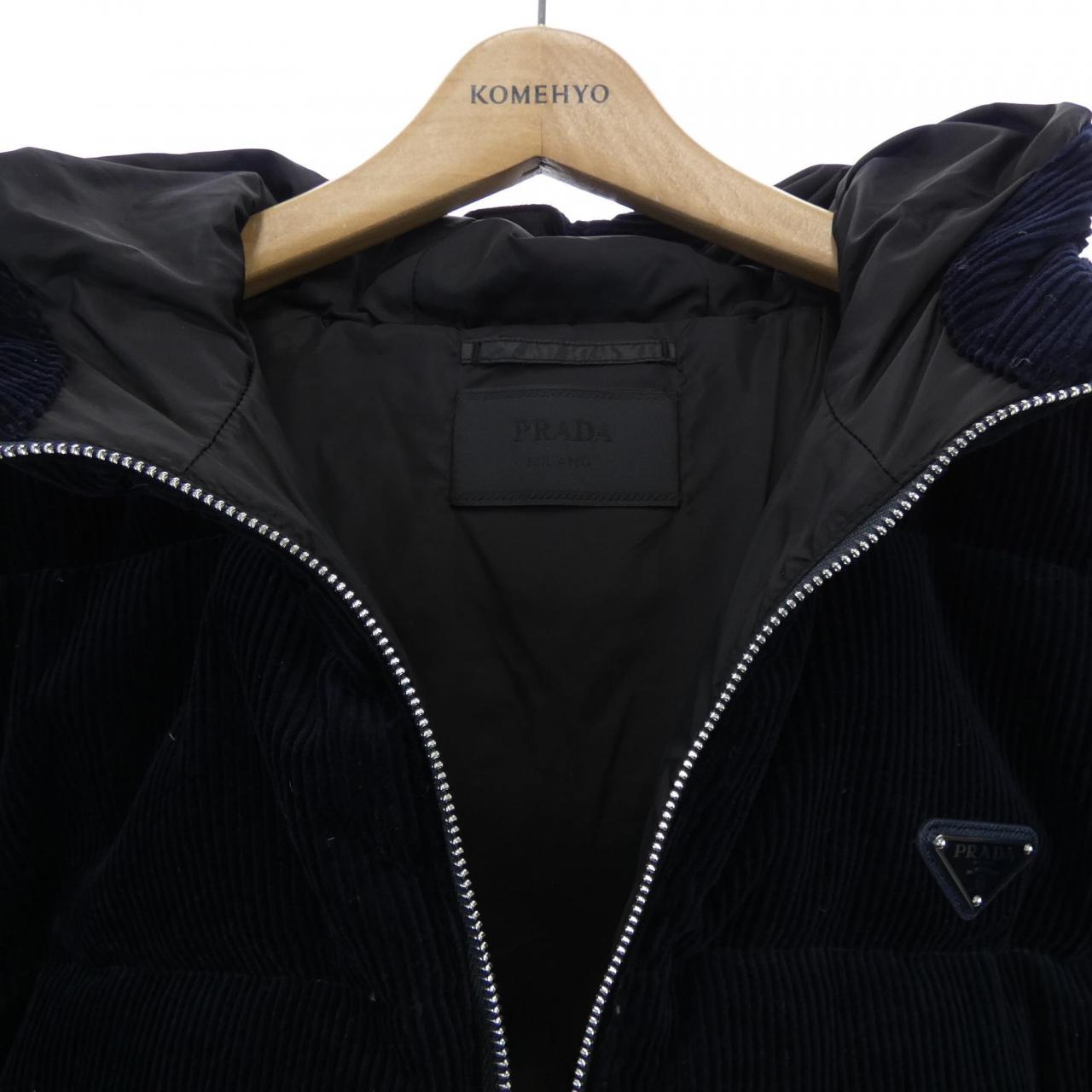 普拉達PRADA三角寶獅SGC072 S232 1RL7羽絨服