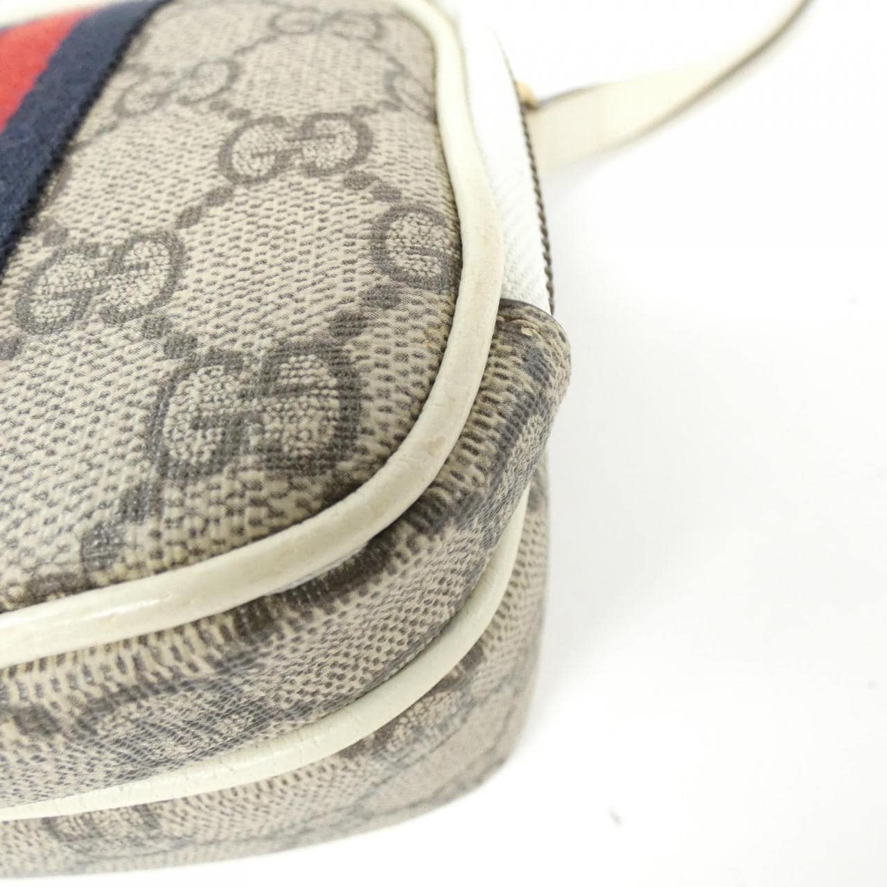 Gucci OPHIDIA 671682 96IWT单肩包