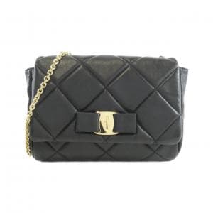 サルヴァトーレフェラガモ 22 C150 ショルダーバッグ