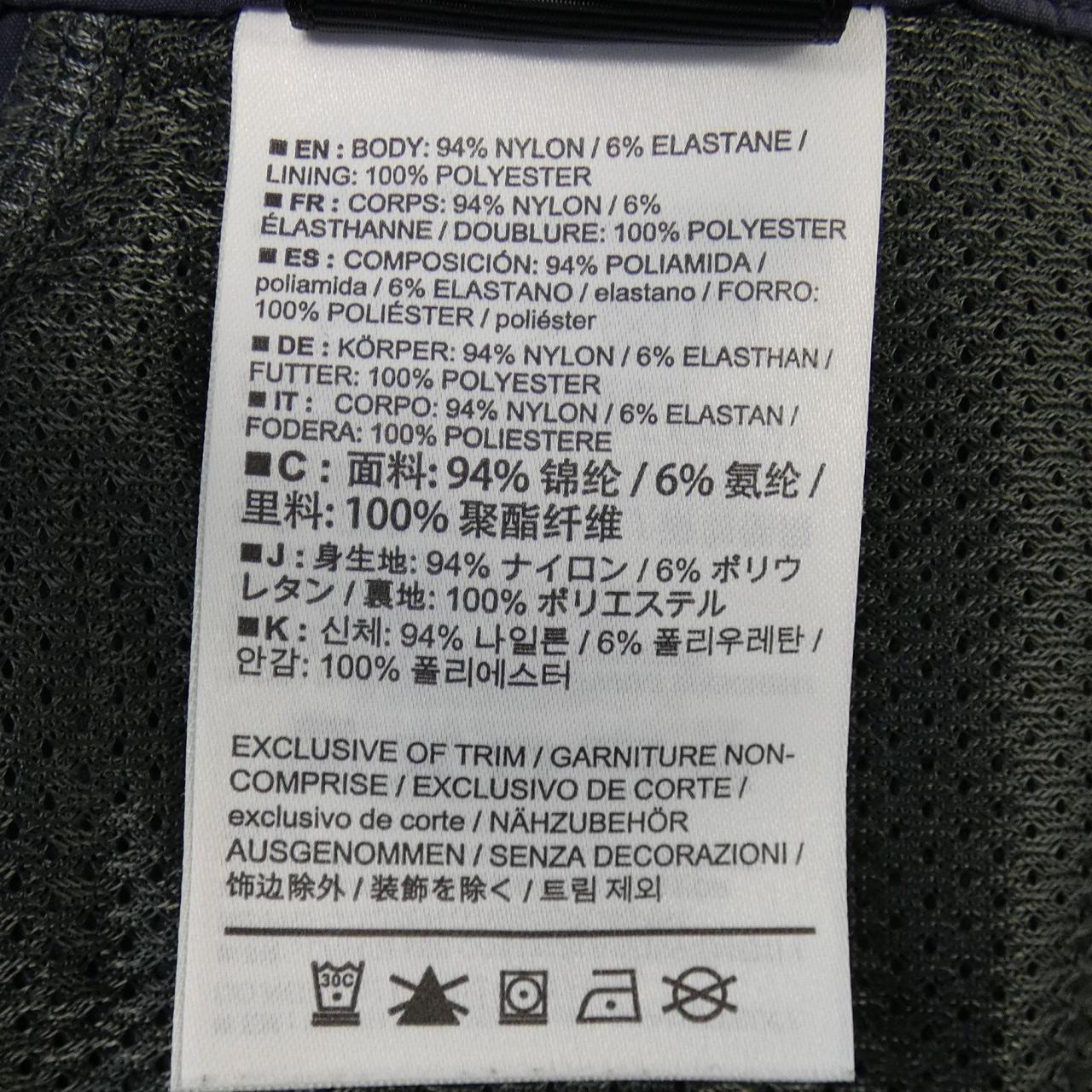 アークテリクス ARC'TERYX 29121-133235 ショートパンツ