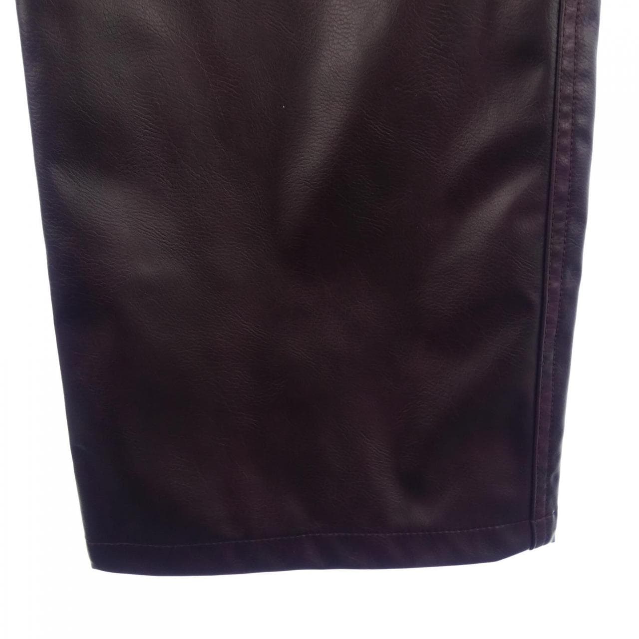 ディーゼル DIESEL FR-P-LAIN パンツ