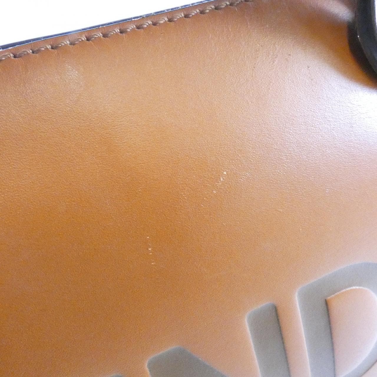 フェンディ バイ ザ ウェイ ミディアム 8BL146 AC9L バッグ