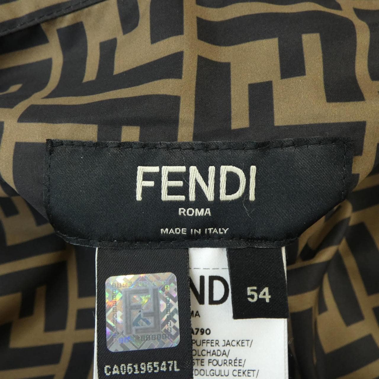 フェンディ FENDI ダウンジャケット