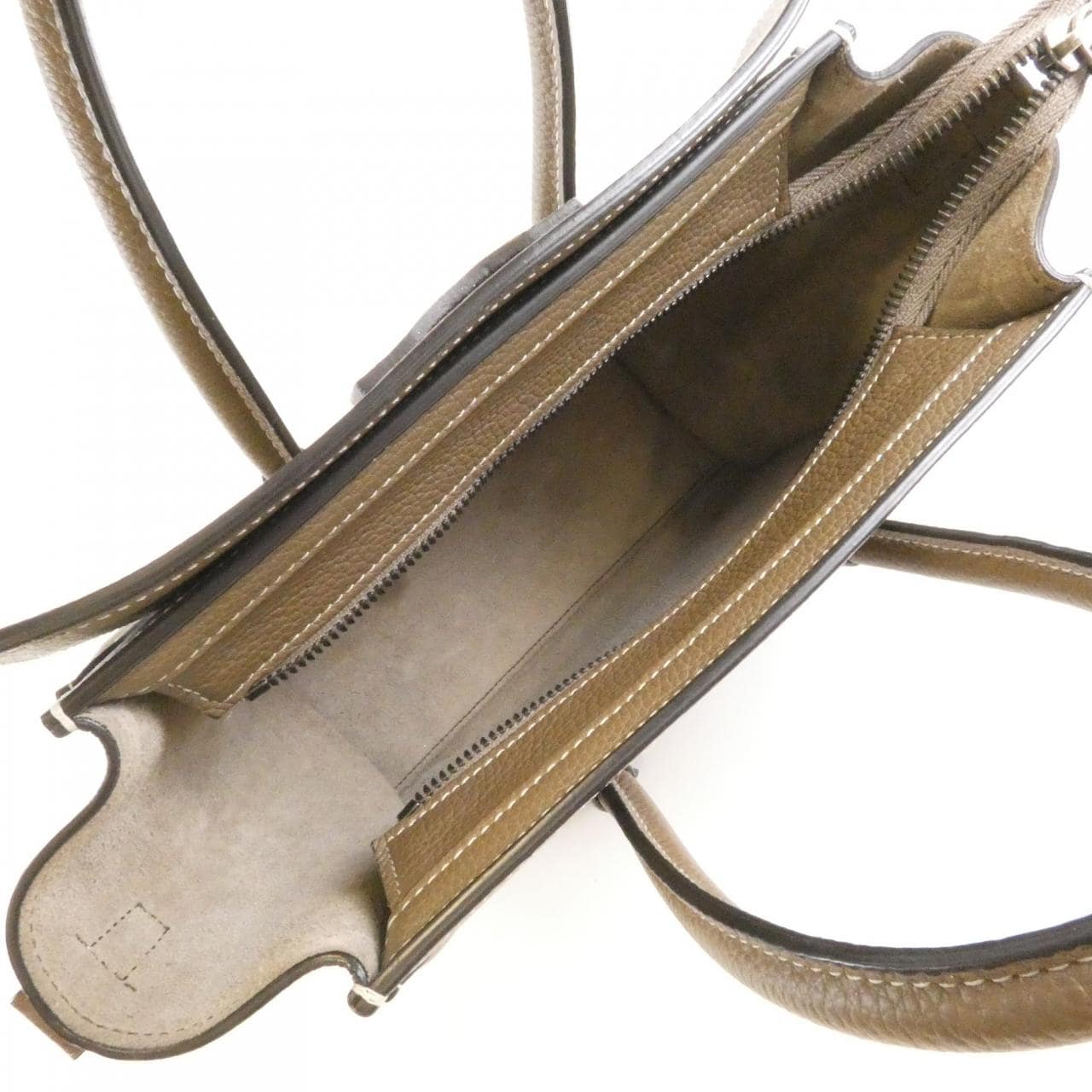 セリーヌ ラゲージ ナノ ショッパー 189243DRU バッグ