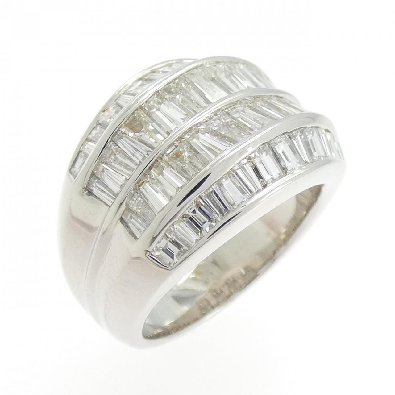 K18WG ダイヤモンド リング 2.99CT