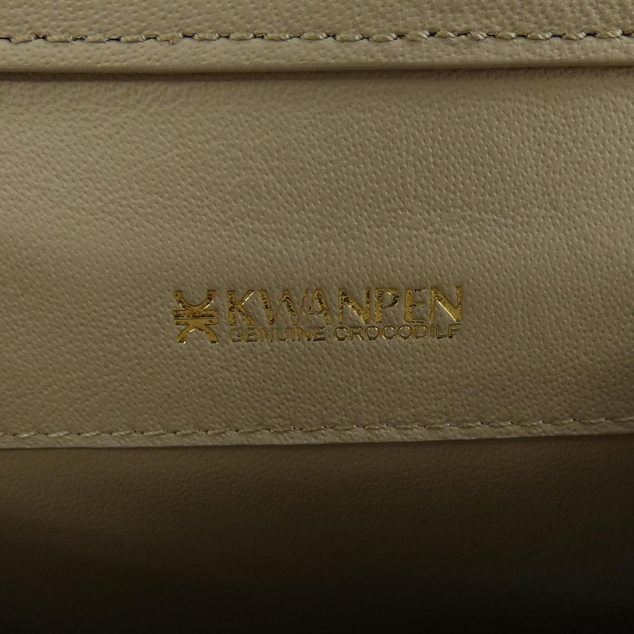 KWANPEN CREST FLAP BAG