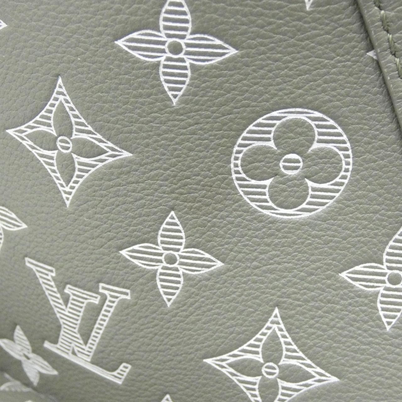 ルイヴィトン モノグラム シャドウ ディスカバリー バックパック PM M12463 リュックサック