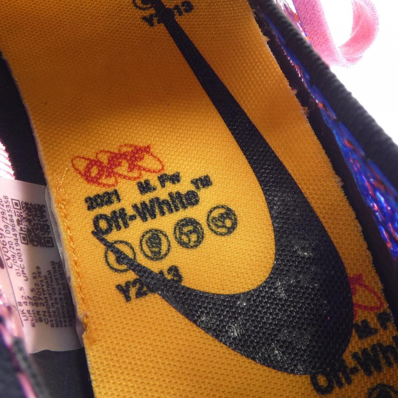 ナイキオフホワイト NIKE×OFF-WHITE CV0697-400 スニーカー