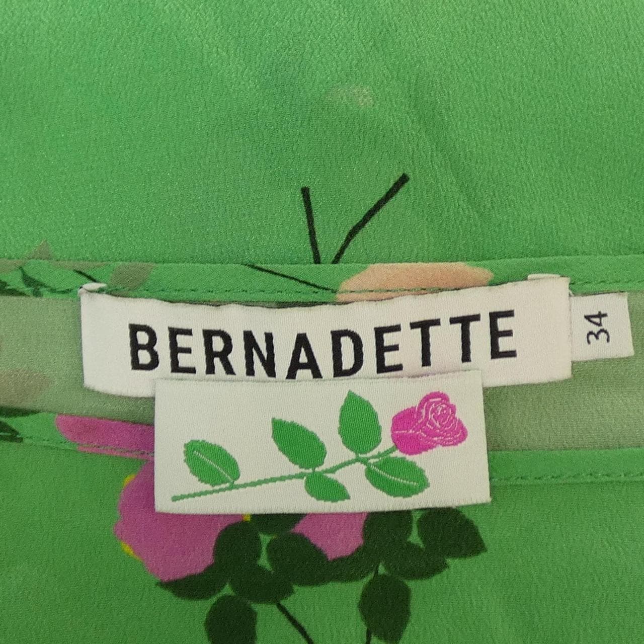 BERNADETTE トップス