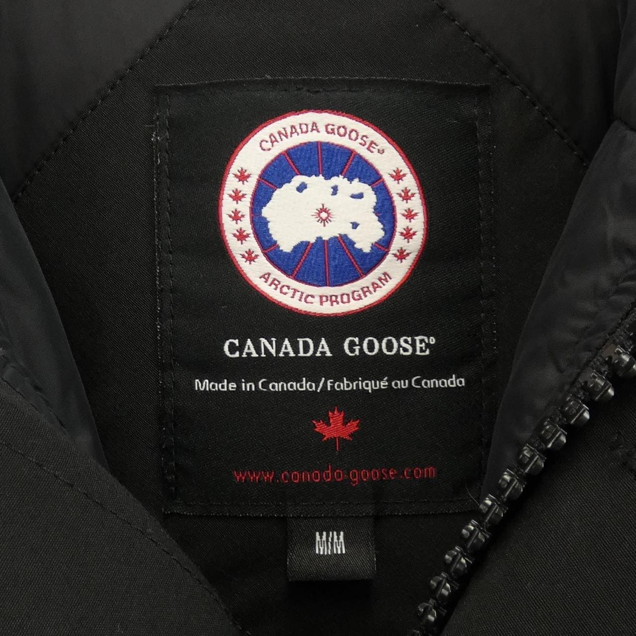 カナダグース CANADA GOOSE ダウンジャケット