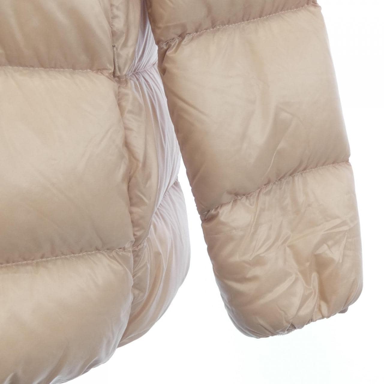 モンクレール MONCLER ダウンジャケット