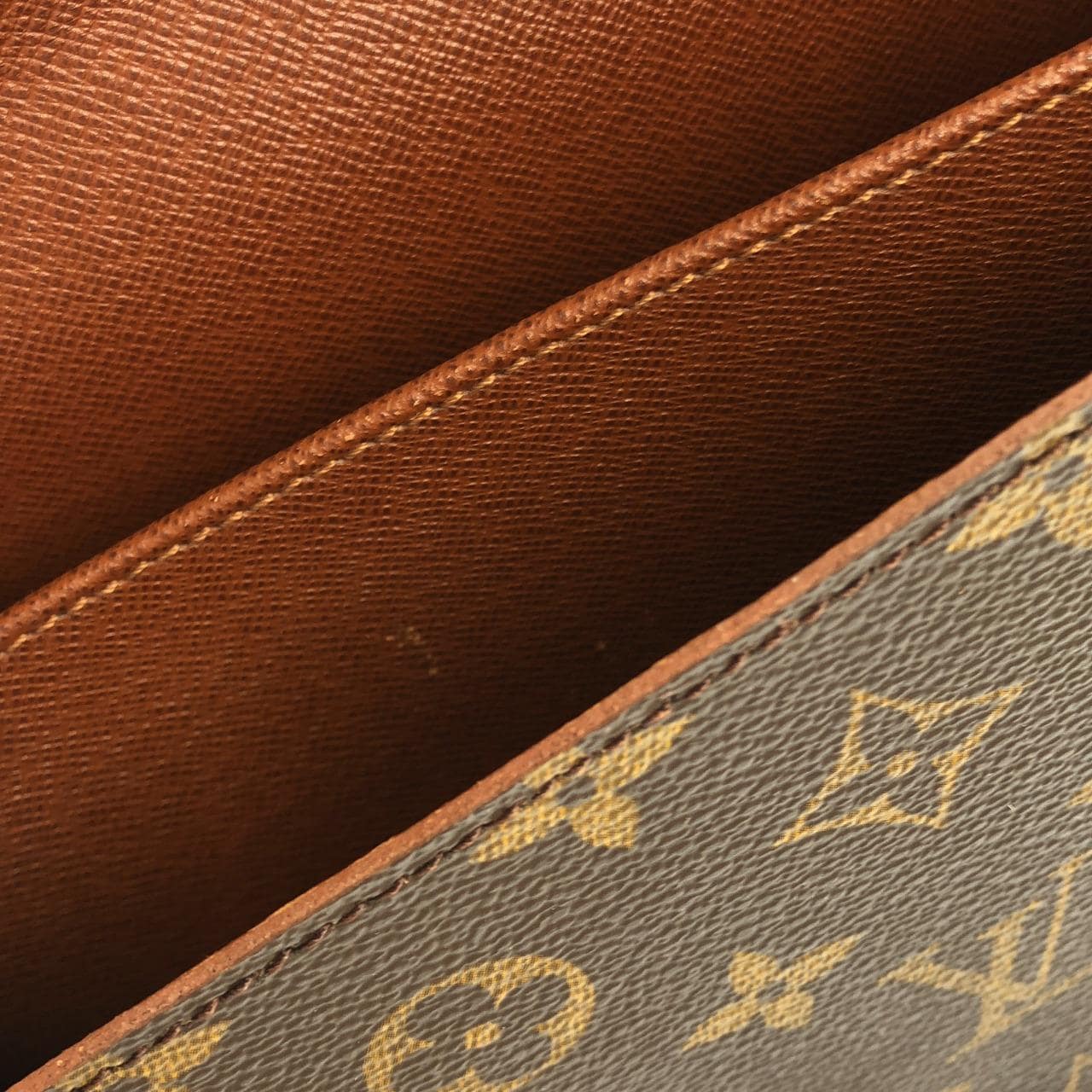 ルイヴィトン モノグラム カルトシエール 26cm M51252 ショルダーバッグ