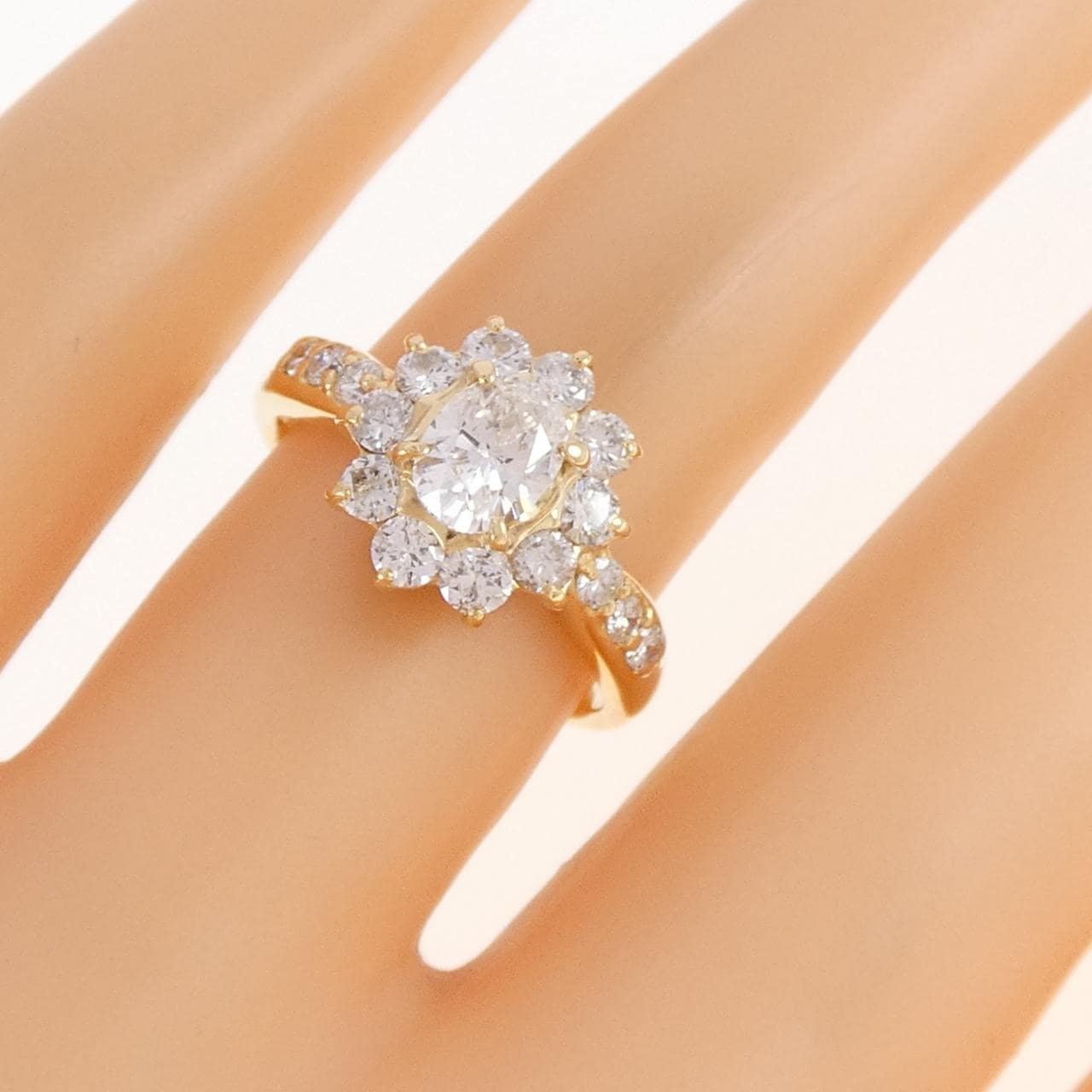 K18YG ダイヤモンド リング 0.505CT F SI2 オーバルカット