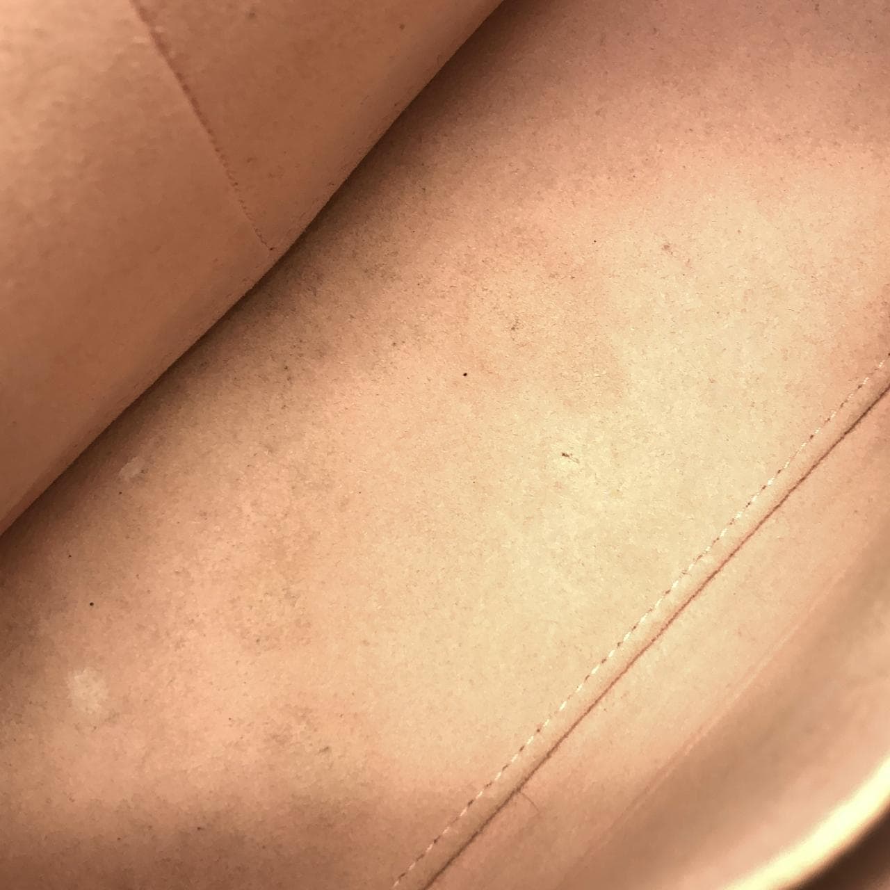 ルイヴィトン ロックミー エヴァー M56094 バッグ