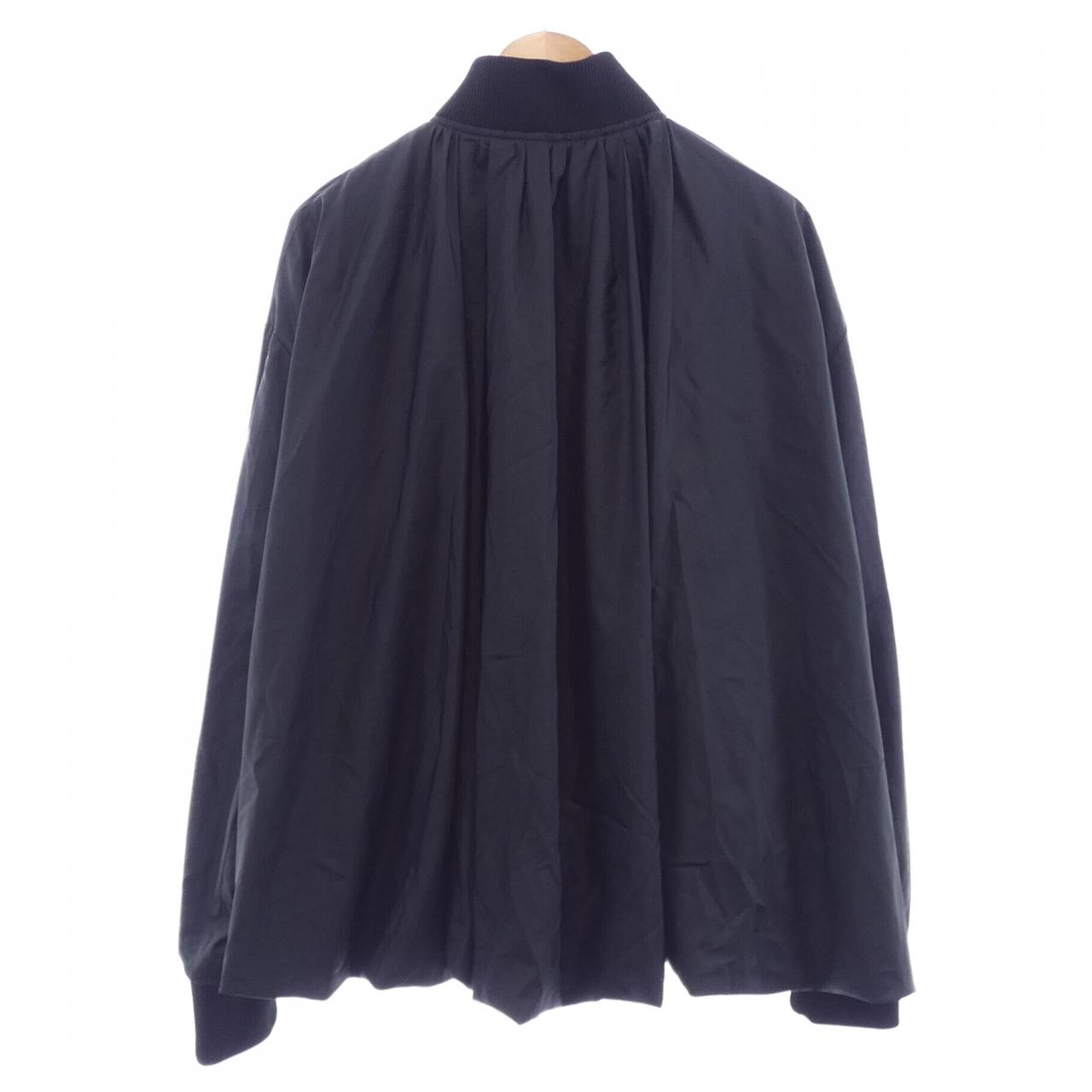 ヴァレンティノ VALENTINO RB3CJ0Q53Q5 ジャケット