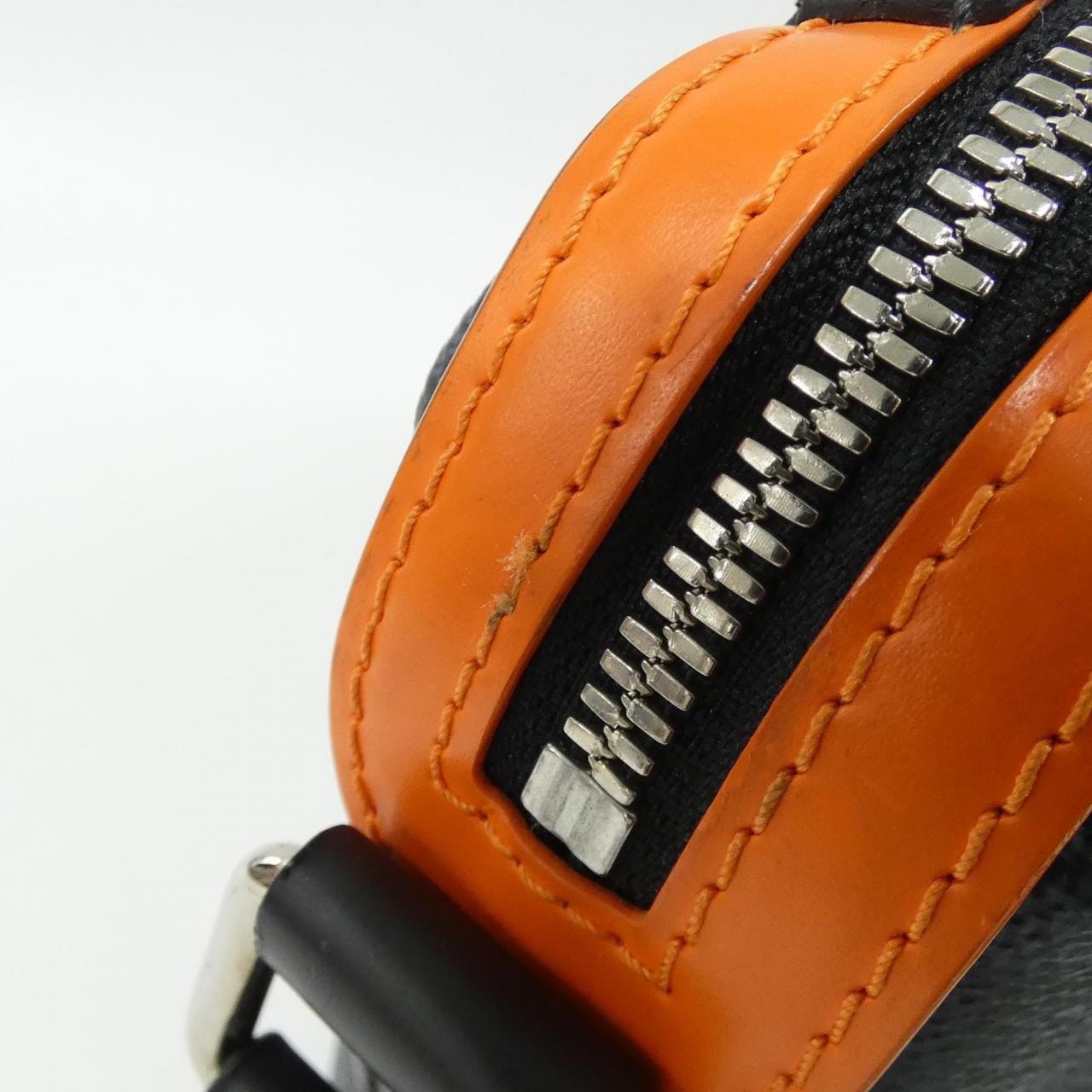 ルイヴィトン ダミエ コバルト レース ディスカバリー メッセンジャー N40159 ショルダーバッグ