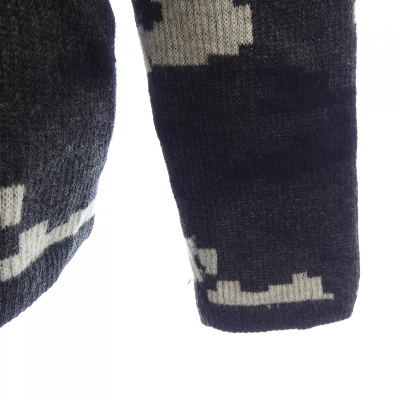 バーバリーブラックレーベル BURBERRY BLACK LABEL BMT10-710-05 ニット