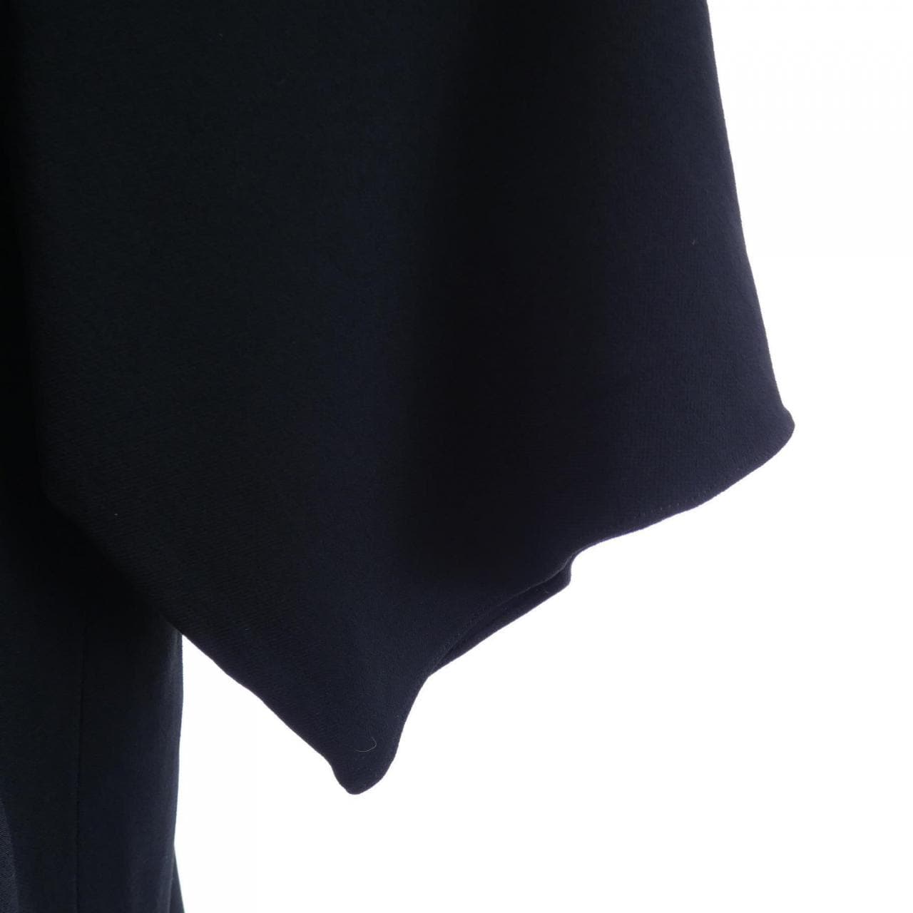 ザロウ THE ROW Tシャツ