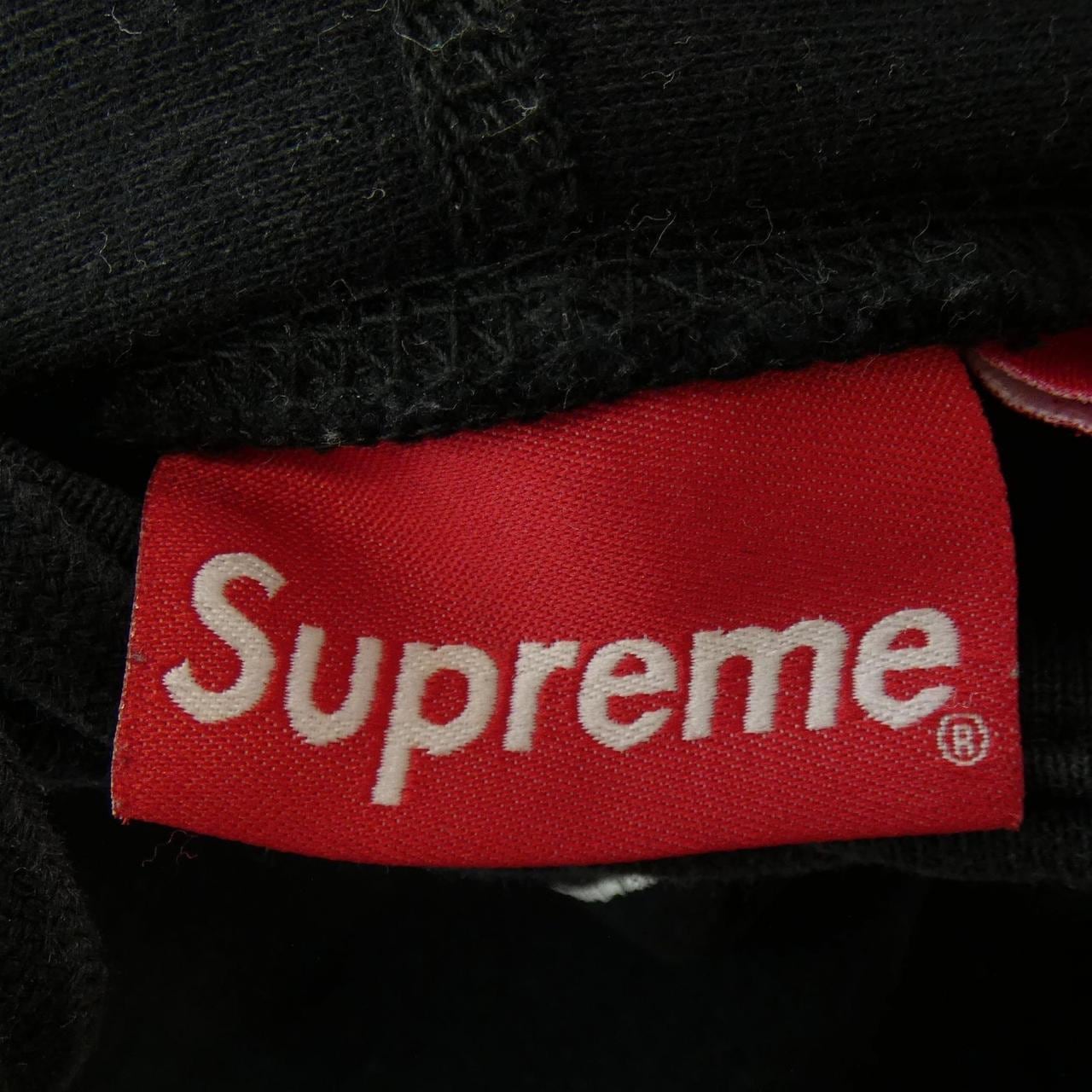 シュプリーム SUPREME パーカー