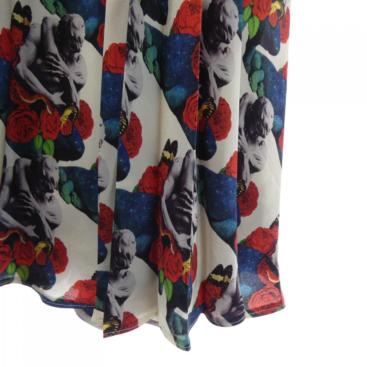 ヴァレンティノ VALENTINO スカート