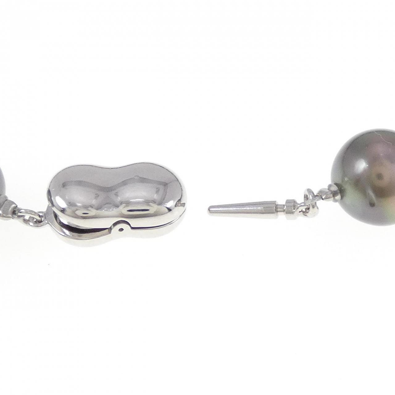 银扣黒蝶珍珠项链 10-14.5 毫米