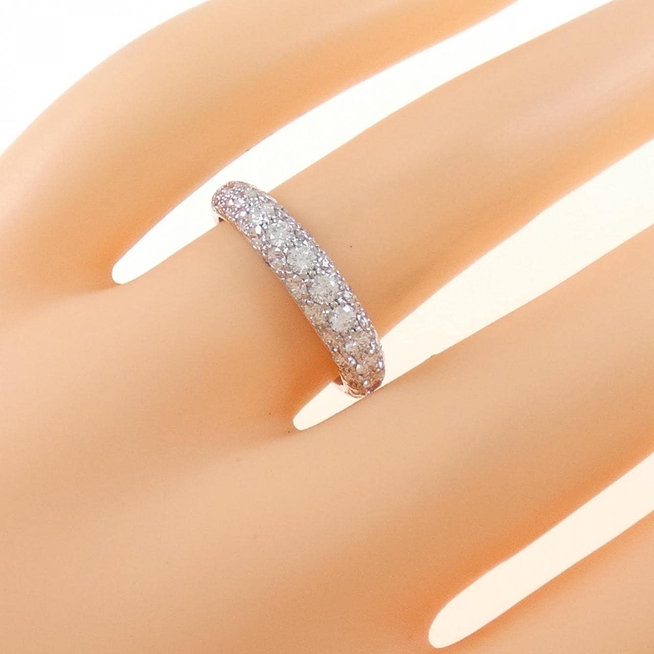 Gimel Pave Ring 1.045CT