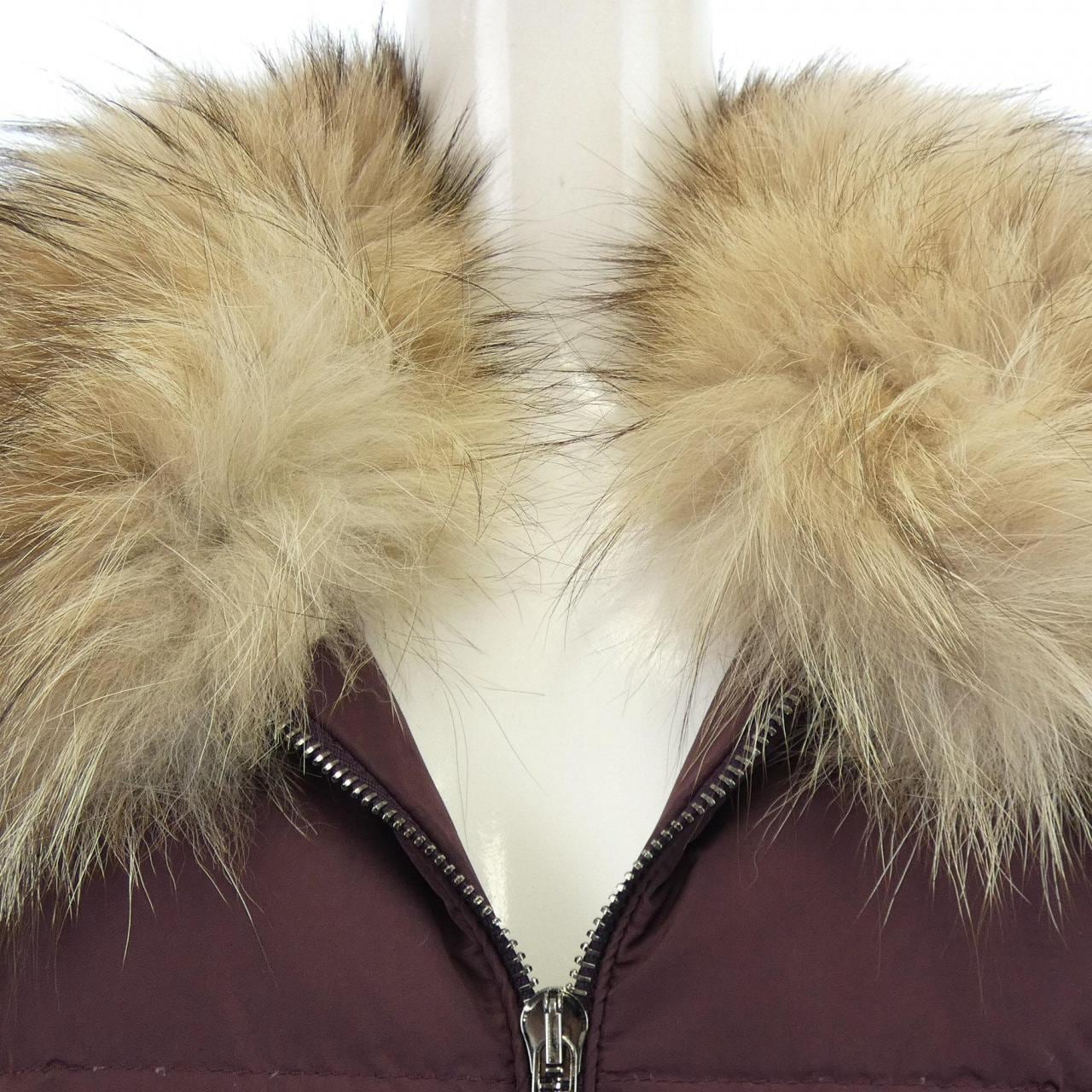 モンクレール MONCLER 20939467810 ダウンジャケット
