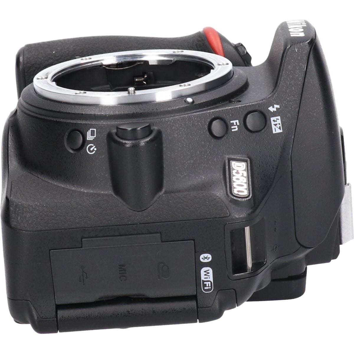 Ｄ５６００