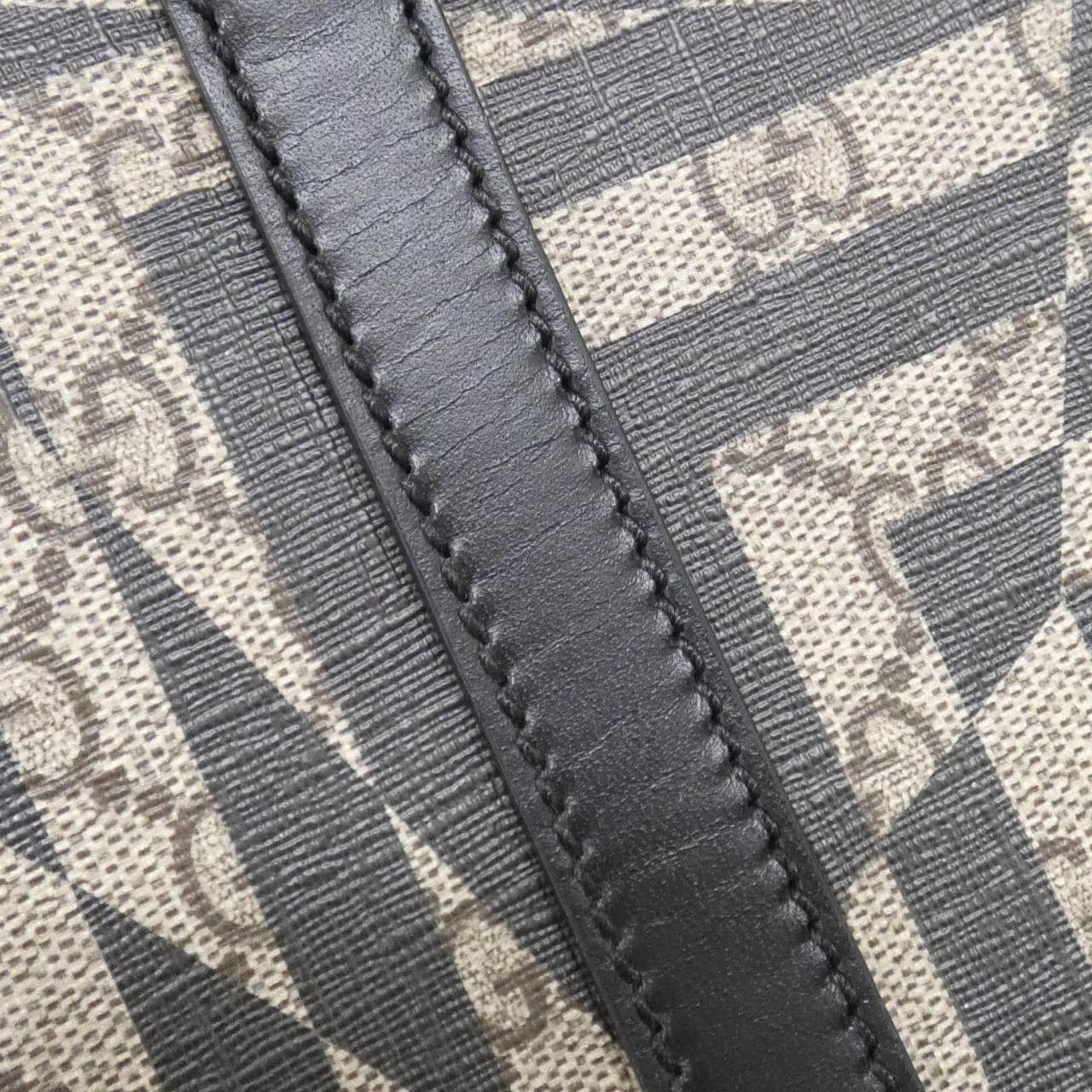 グッチ 406387 KVX2N バッグ