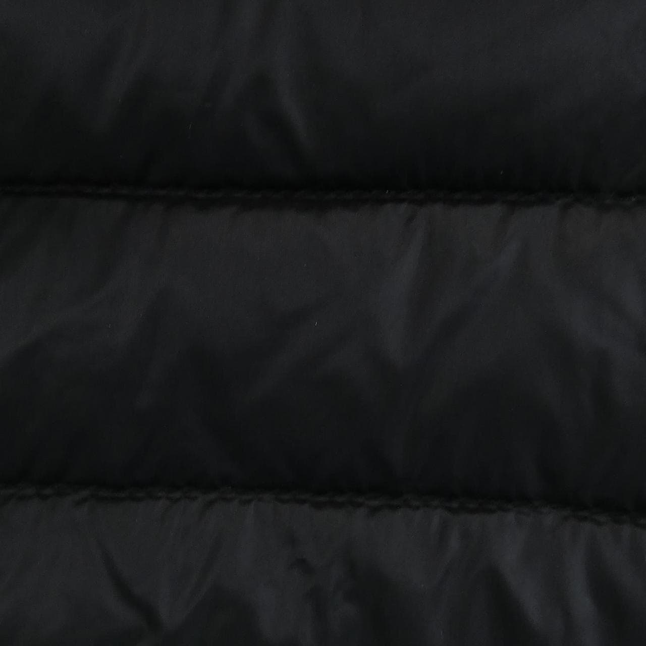 モンクレール MONCLER ダウンジャケット