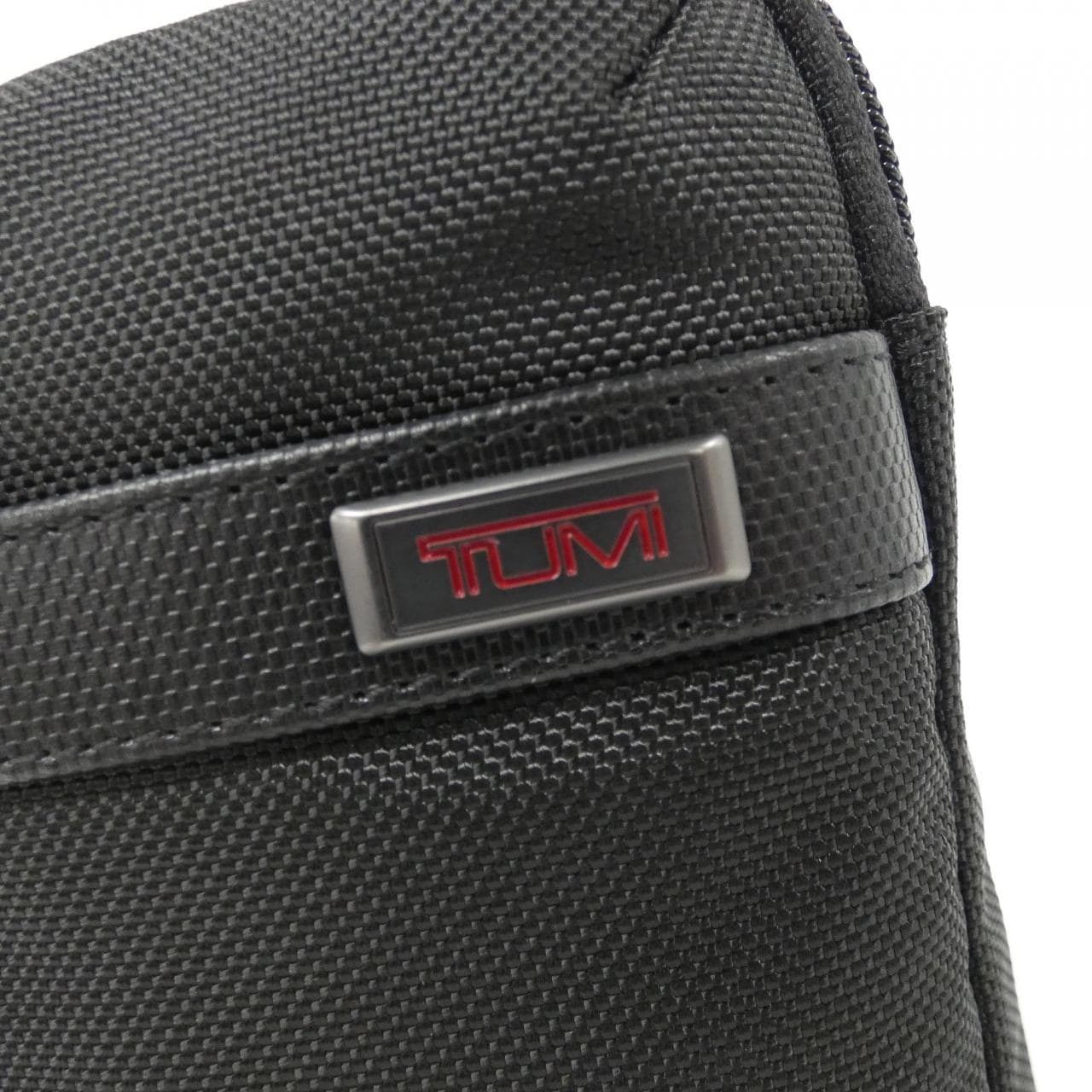 【新品】トゥミ ALPHA SMALL CROSSBODY POUCH 1445901041 ショルダーバッグ
